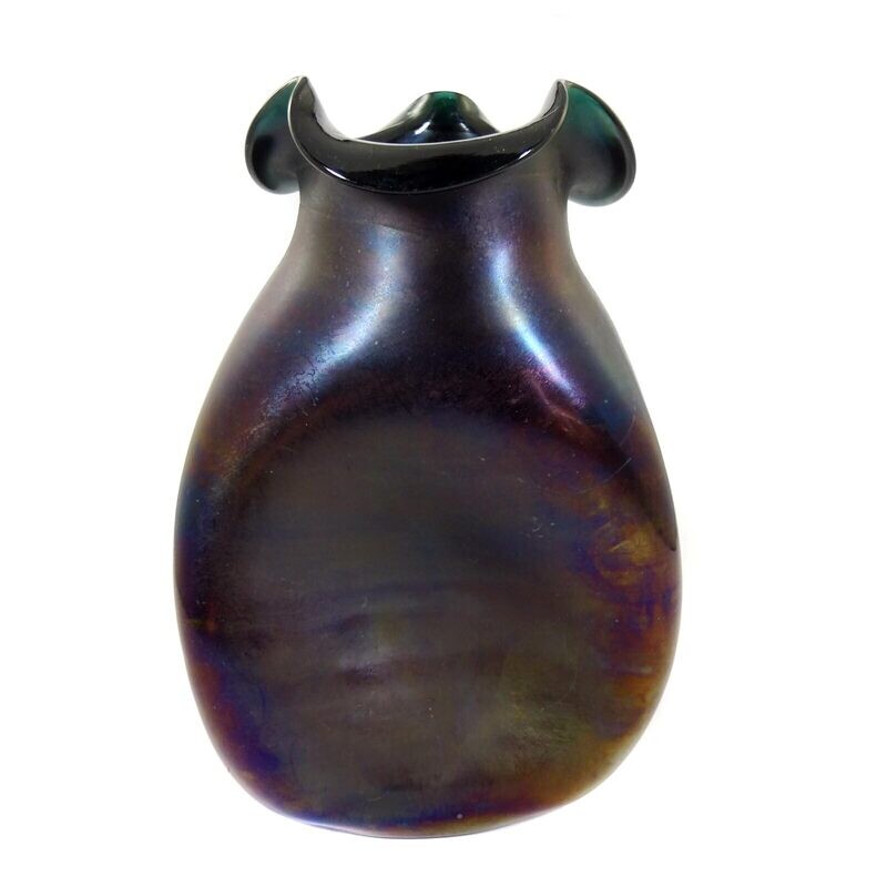 Art Nouveau vase, bronze Cyprus decor, Josephinenhütte around 1897