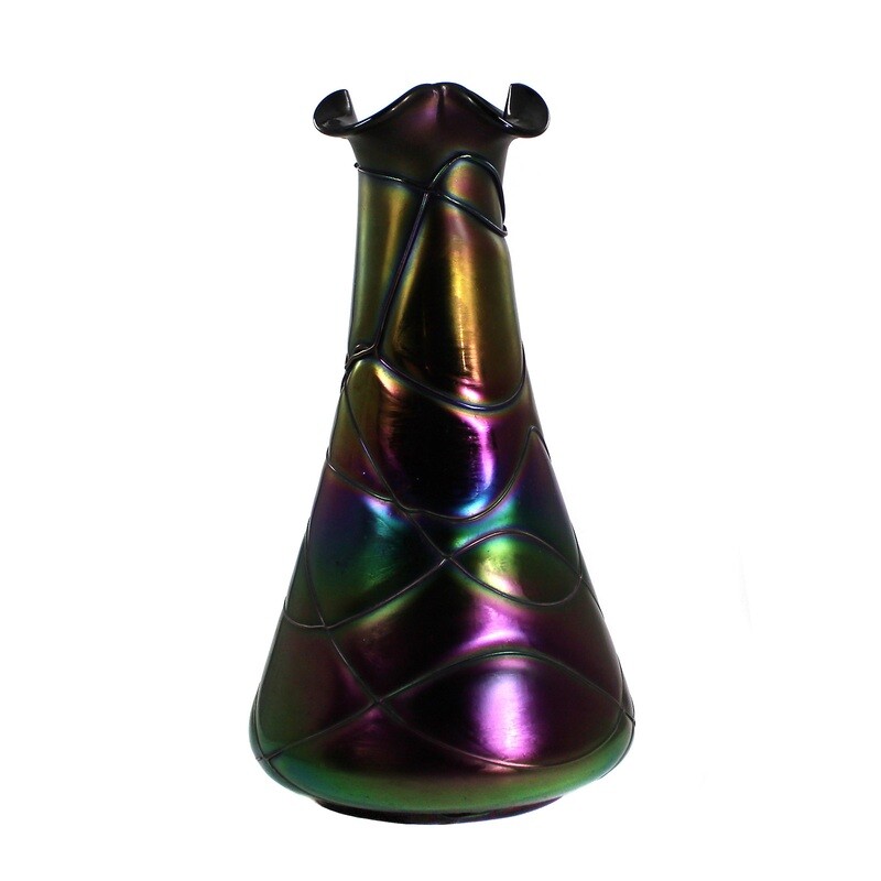 Art Nouveau vase, bronze Cyprus decor, Josephinenhütte around 1897