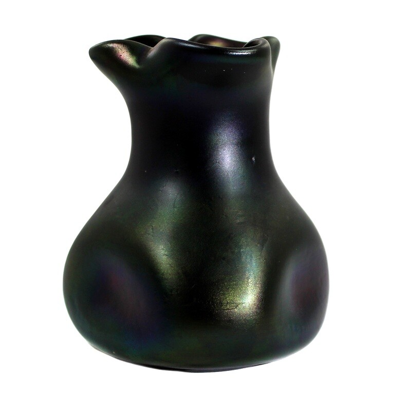 Art Nouveau vase, bronze Cyprus decor, Josephinenhütte around 1900
