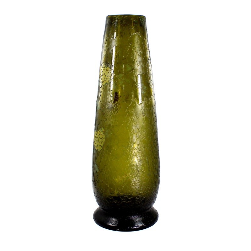 44 cm high vase made of olive green glass with etched decoration, Legras around 1910