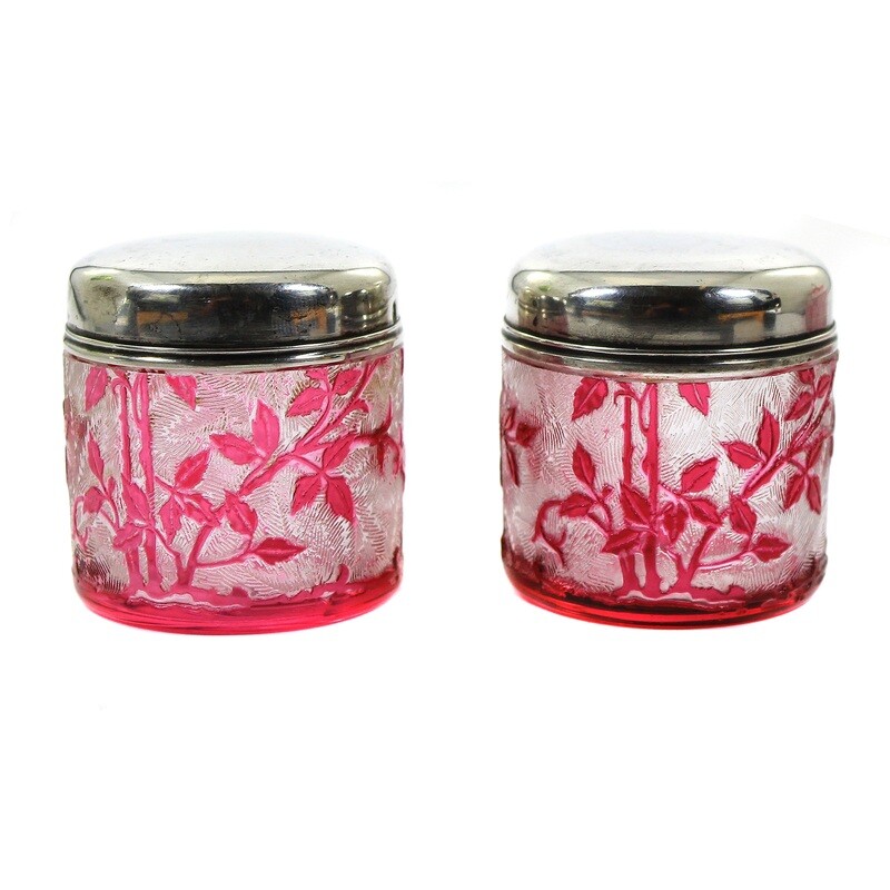 Pair of lidded boxes with light pink overlay and silver lid, Baccarat around 1903