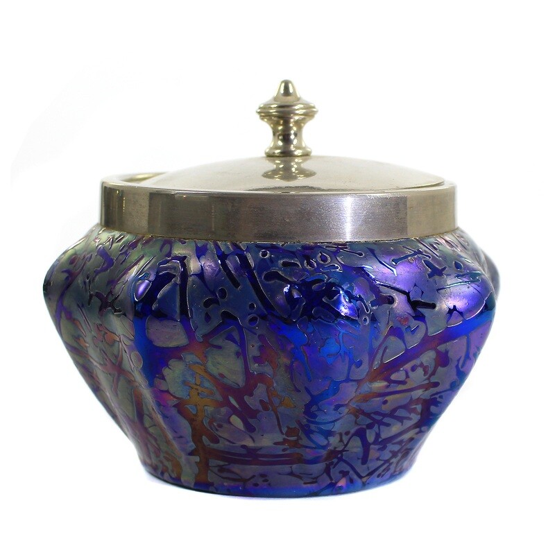 Lidded box made of cobalt blue glass with stick fragments, Kralik or Heckert