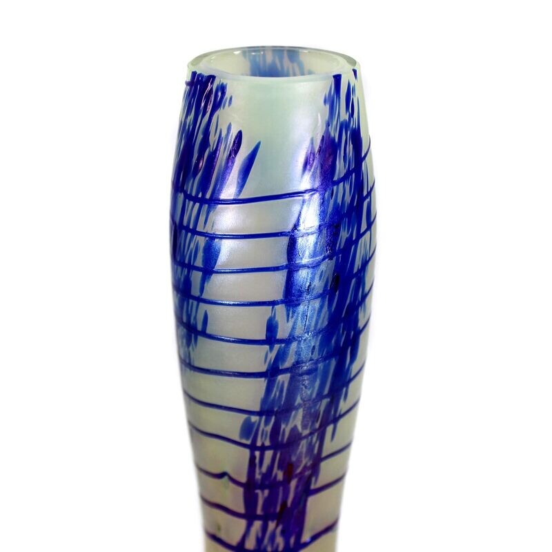 Art Nouveau vase with cobalt blue thread and crumb inclusions, Fritz Heckert
