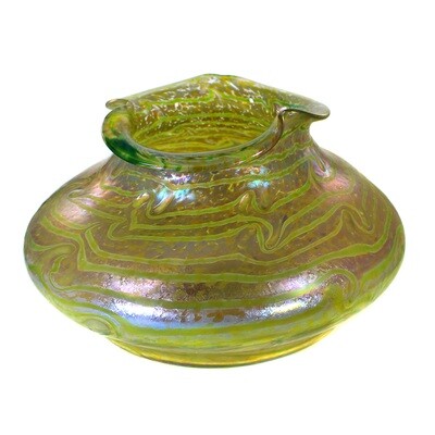 Sehr große Vase mit grünen Fadendekor, Fritz Heckert, Entw. O. Thamm um 1901
