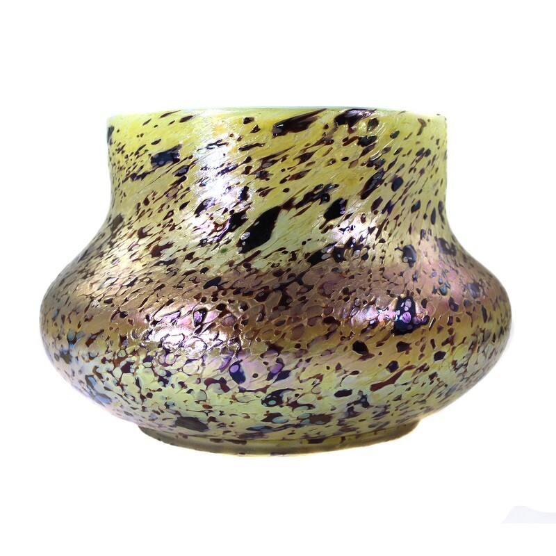 Vase with purple crumb toppings, Fritz Heckert, designed by O. Thamm around 1901-03