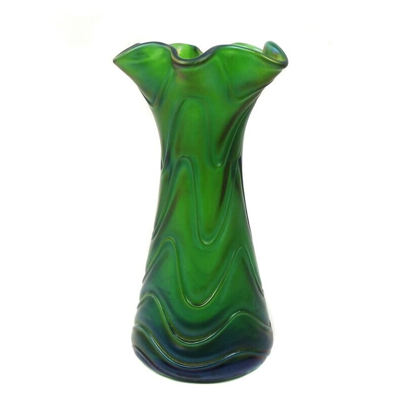 Art Nouveau vase made of dark green glass with spun thread decoration, Bohemia, 1905