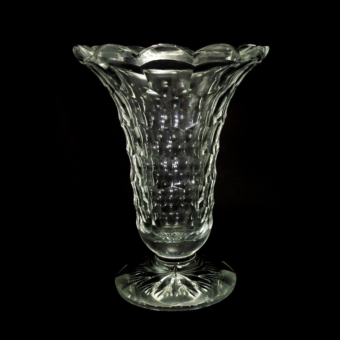 Large vase made of colorless glass with faceted decoration, Meyr&#39;s nephew around 1910-20