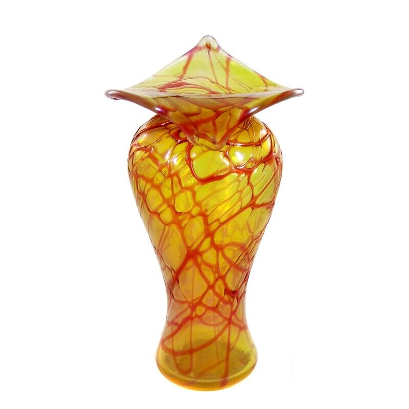 Vase with green-yellow base and thread support, Elisabeth glass factory around 1900-03