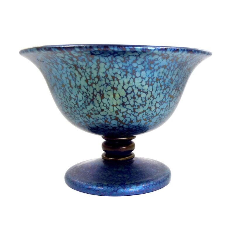 Large footed bowl with cobalt papillon decoration, form Powolny, Loetz around 1910