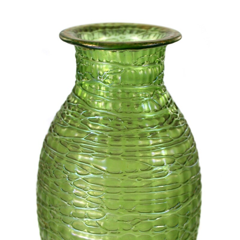 Vase with braided thread decoration, Loetz, Creta Chine decor, form 7248