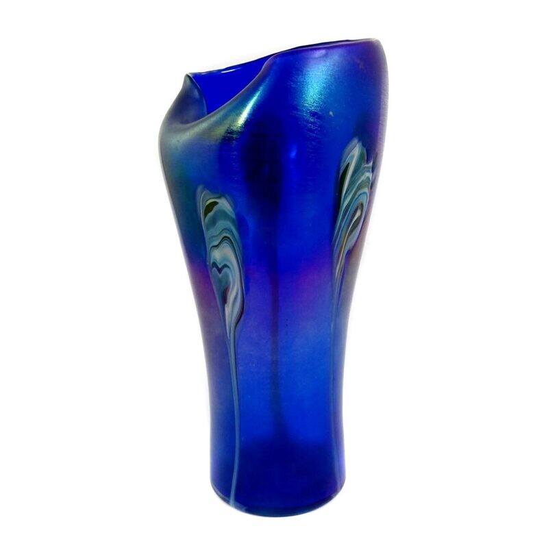 Art Nouveau vase made of cobalt blue glass with combed decoration, cow head around 1900-05