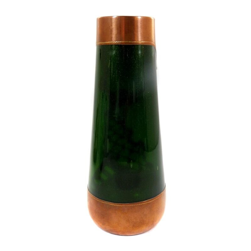 Vase made of chromaventurine glass with copper coating, New World around 1900