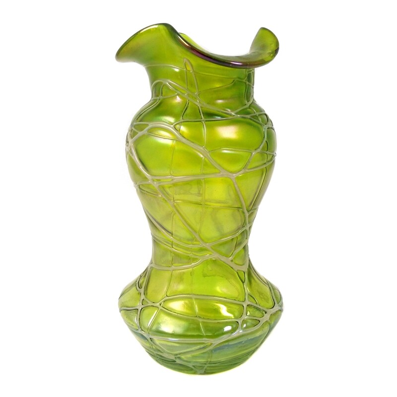 Light green glass vase with net-like thread overlay, Kralik circa 1900-10