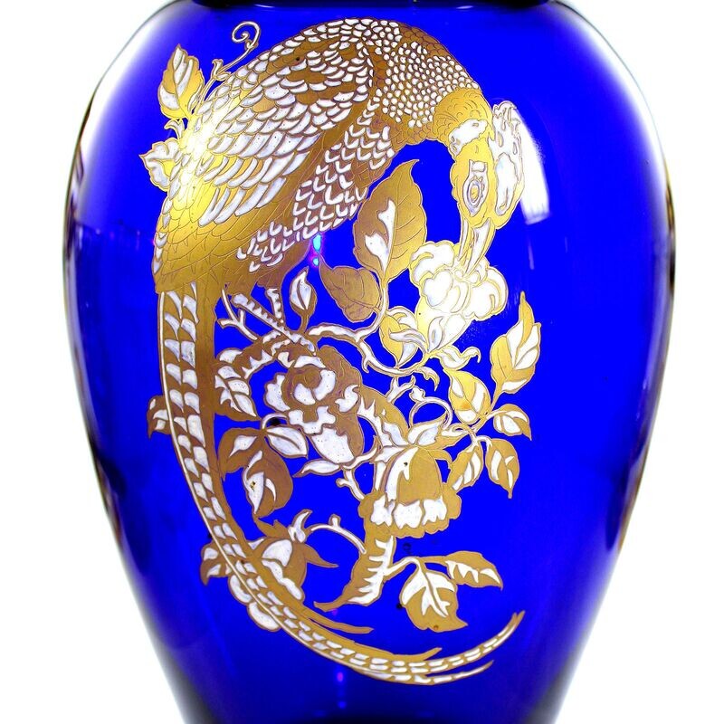 Covered vase made of cobalt blue glass with a pheasant, Theresienthal around 1920
