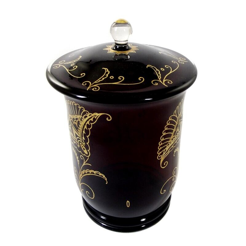 Lidded box made of ruby red glass with gold painting, Bernhardine Bayerl around 1921