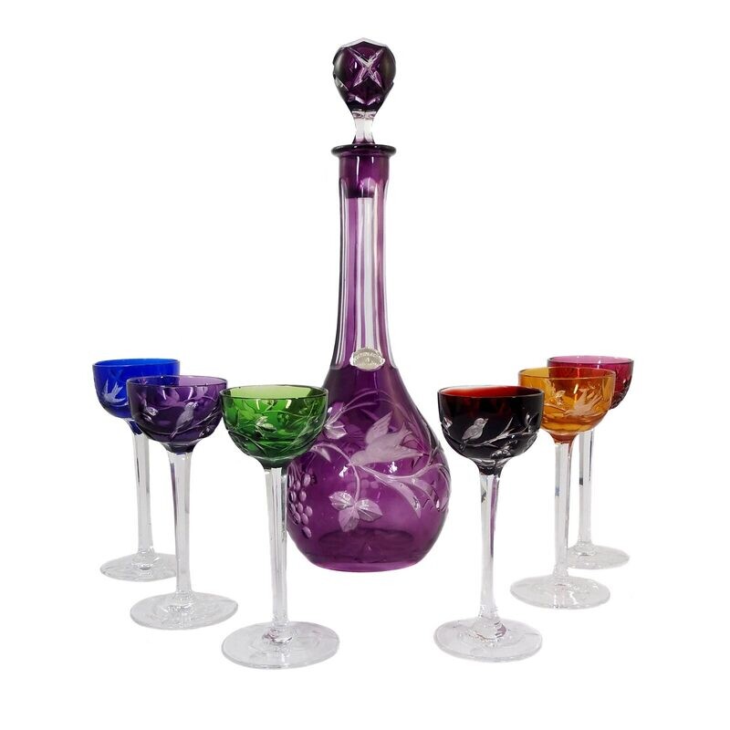Large overflow carafe &amp; 6 liqueur glasses with bird decoration, Josephinenhütte around 1920