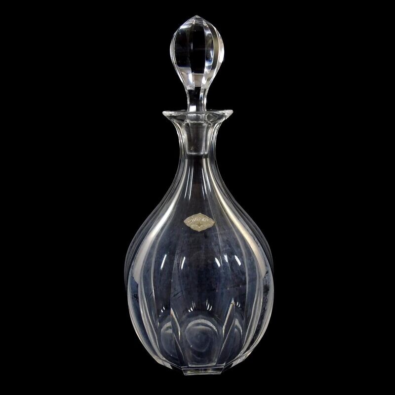 Carafe with stopper and surface cut, Josephinenhütte, designed by A. Pfohl around 1927