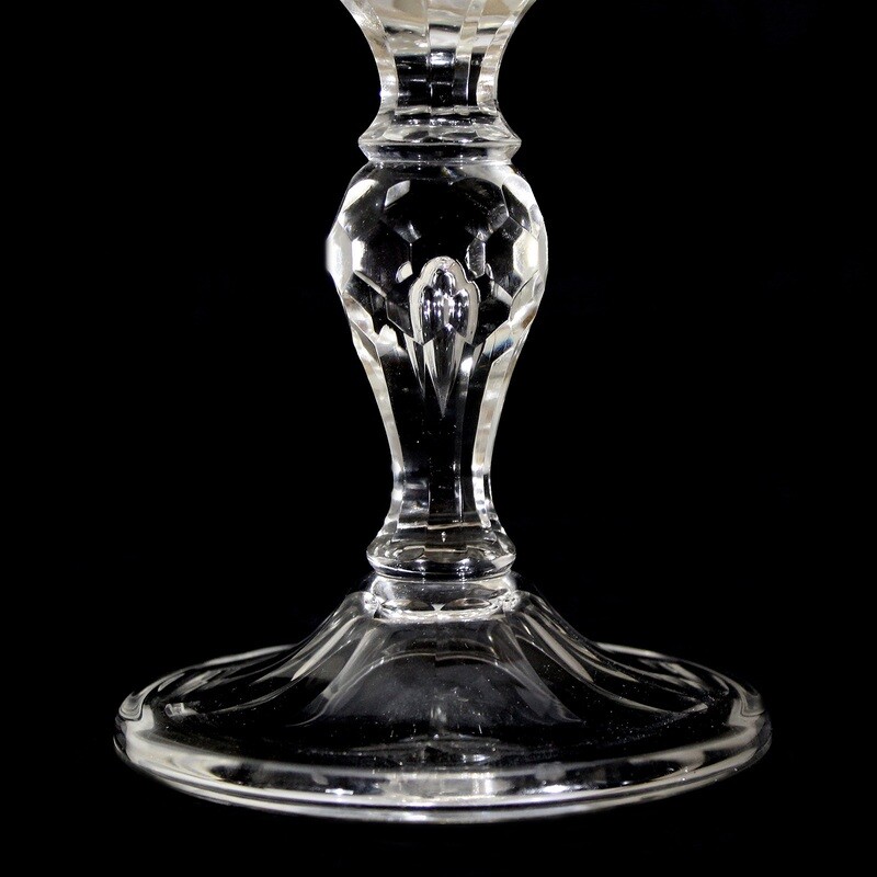 Large lidded cup with pierced air beads, Josephinenhütte around 1920