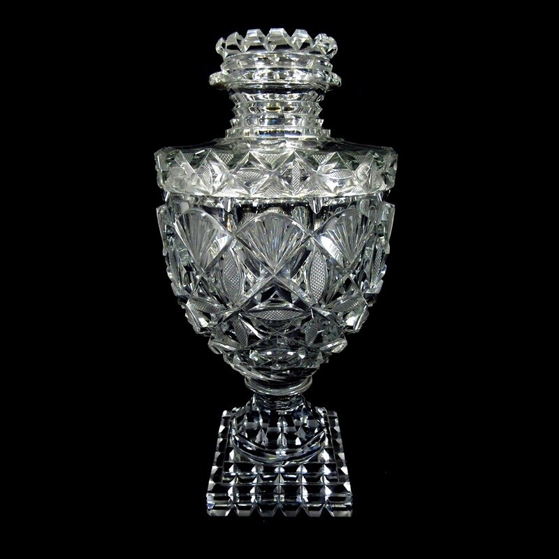Pair of lidded vases with elaborate cut decoration, Josephinenhütte, form 1116