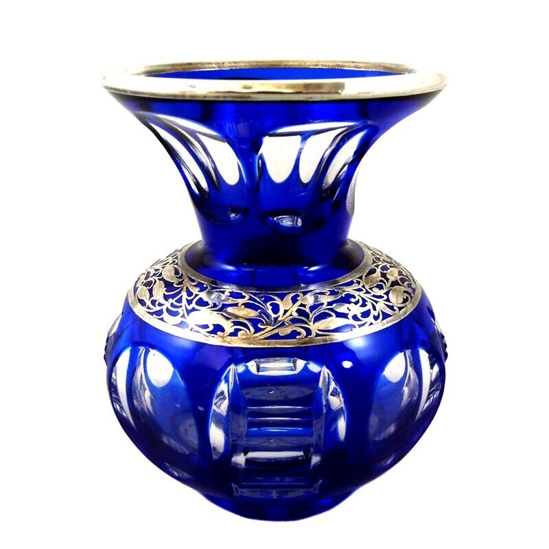 Small vase with blue overlay and fine silver decoration, Josephinenhütte around 1935