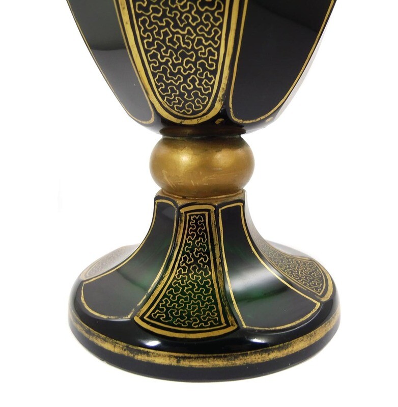 Magnificent cut vase, Josephinenhütte, designed by Siegfried Haertel around 1922