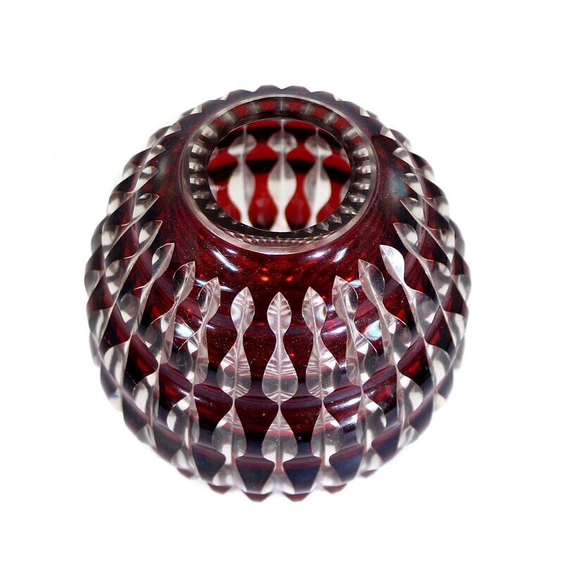 Vase made of colorless glass with ruby red overlay, Meltzer in Langenau around 1915