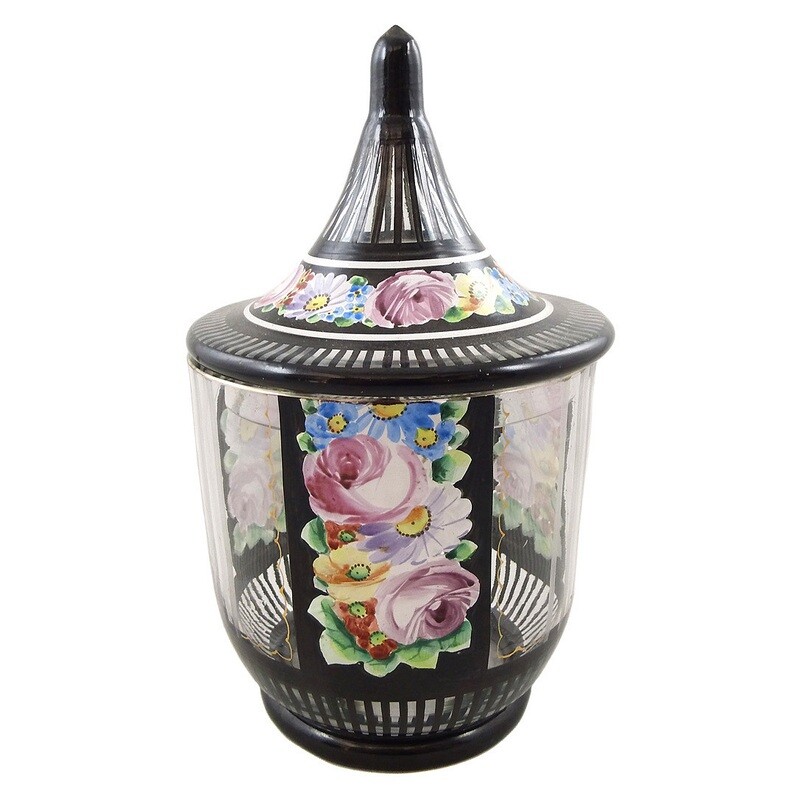 Lidded box with black solder painting and floral decoration, Haida technical school around 1915