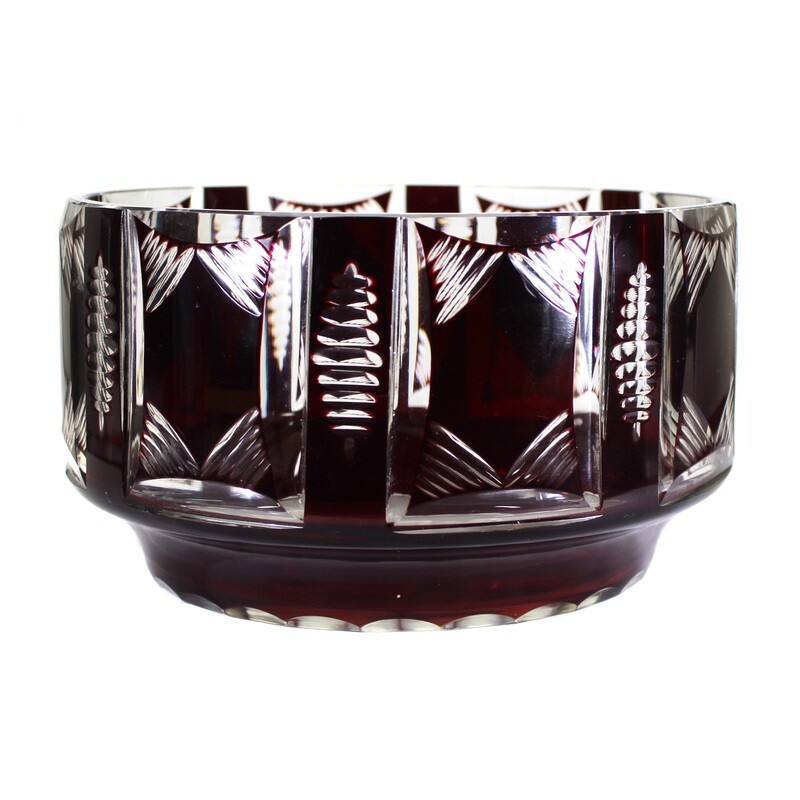 Large bowl with ruby red overlay &amp; wedge cut, Joh. Oertel in Haida around 1920