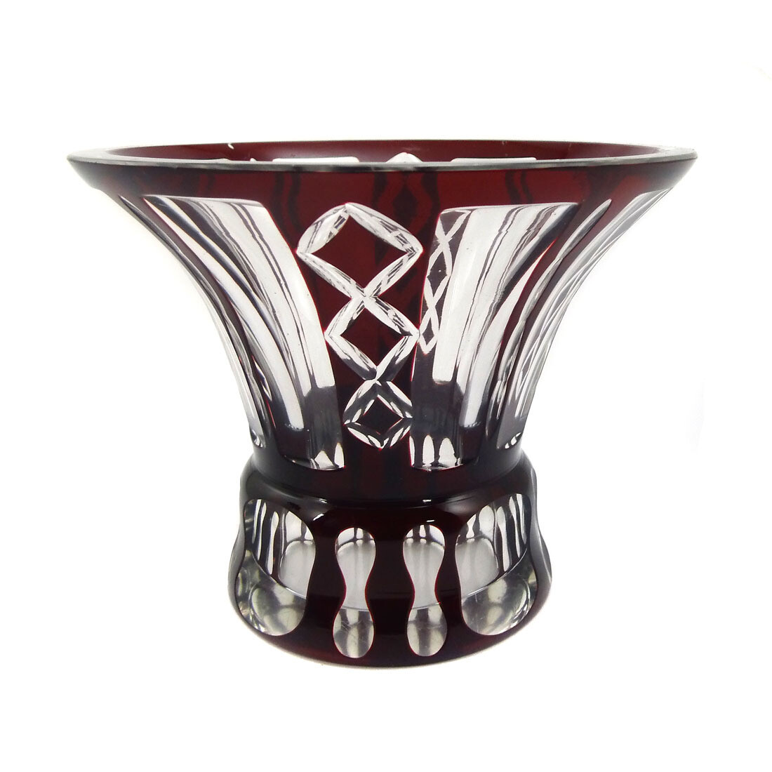 Covered bowl with cut-through ornamentation, Wenzel Kulka in Haida around 1920