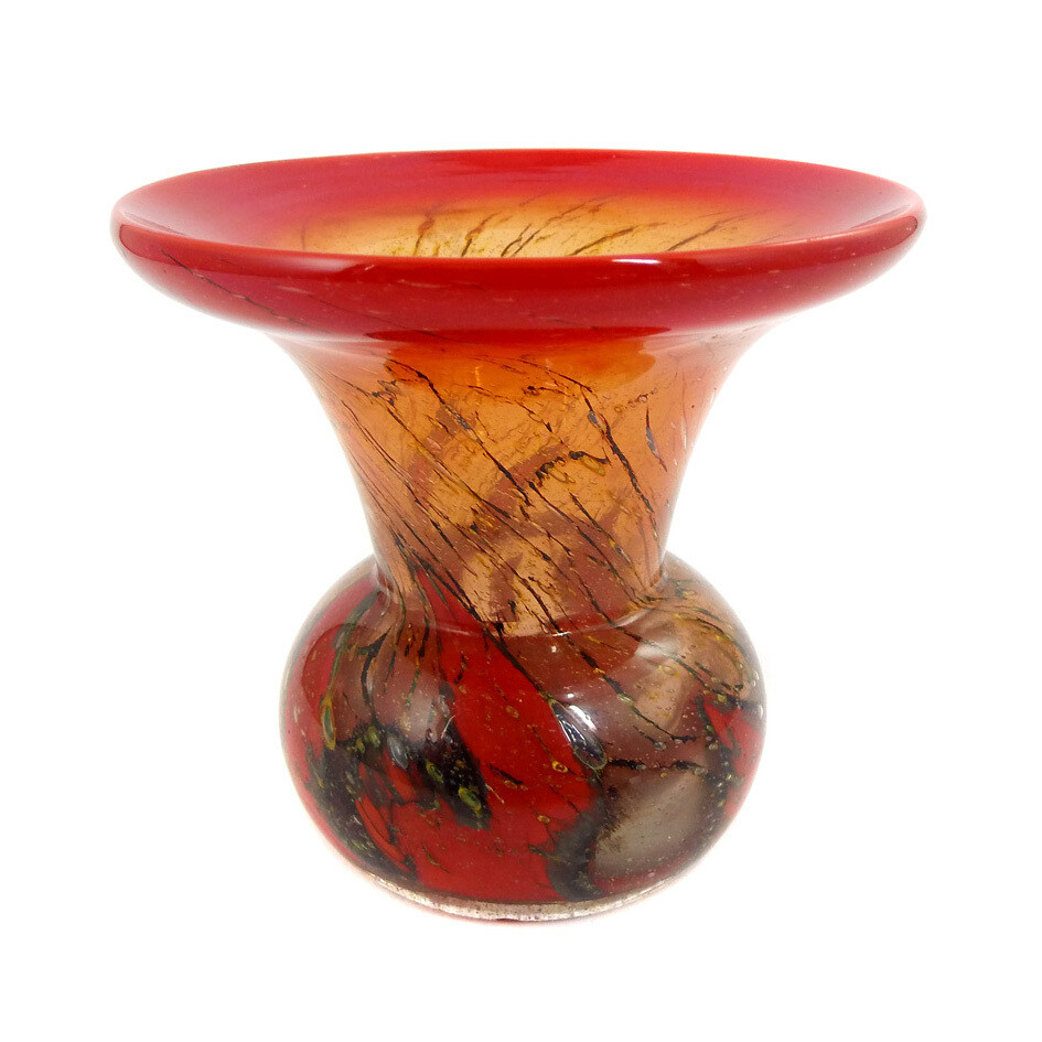 Small blistered WMF Ikora vase, 10cm in green, red, around 1930