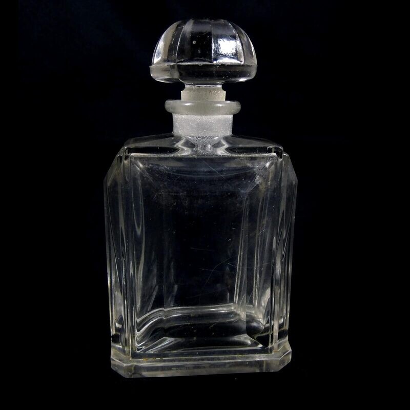 Small Art Deco perfume bottle signed Jean Patou Paris, Baccarat