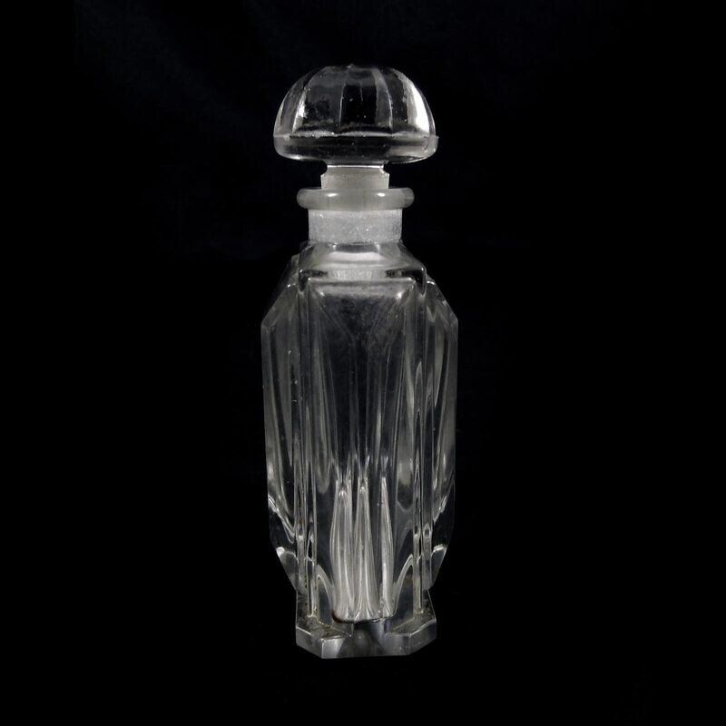 Small Art Deco perfume bottle signed Jean Patou Paris, Baccarat