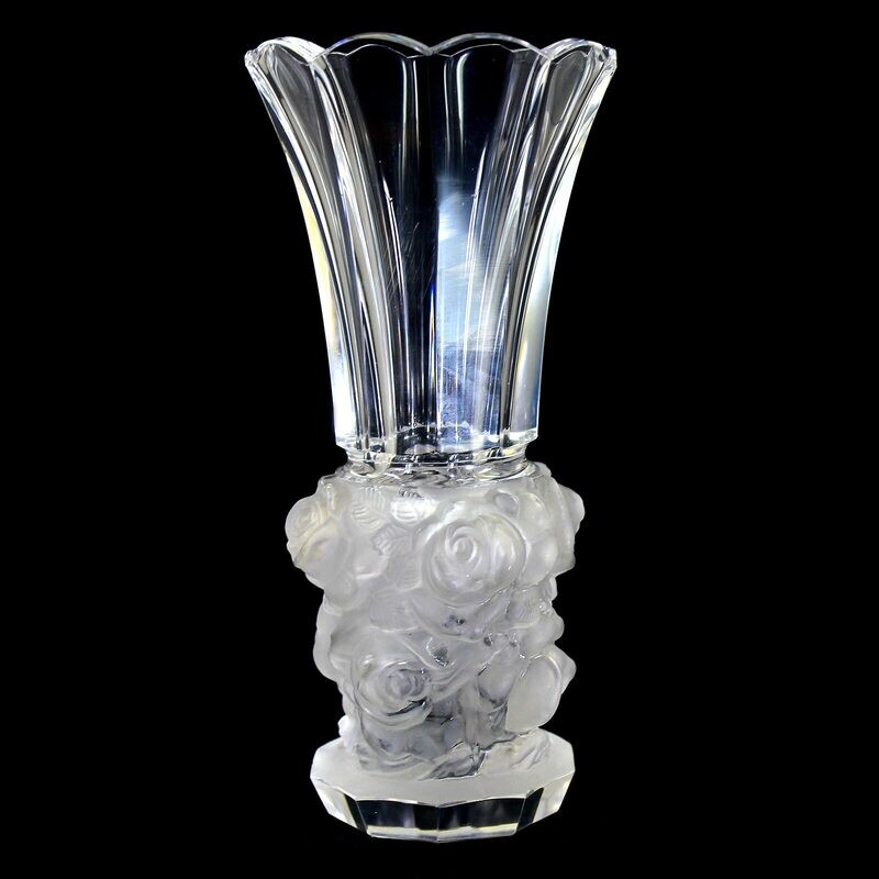 Tall vase made of colorless crystal glass with rose decoration, Heinrich Hoffmann around 1930