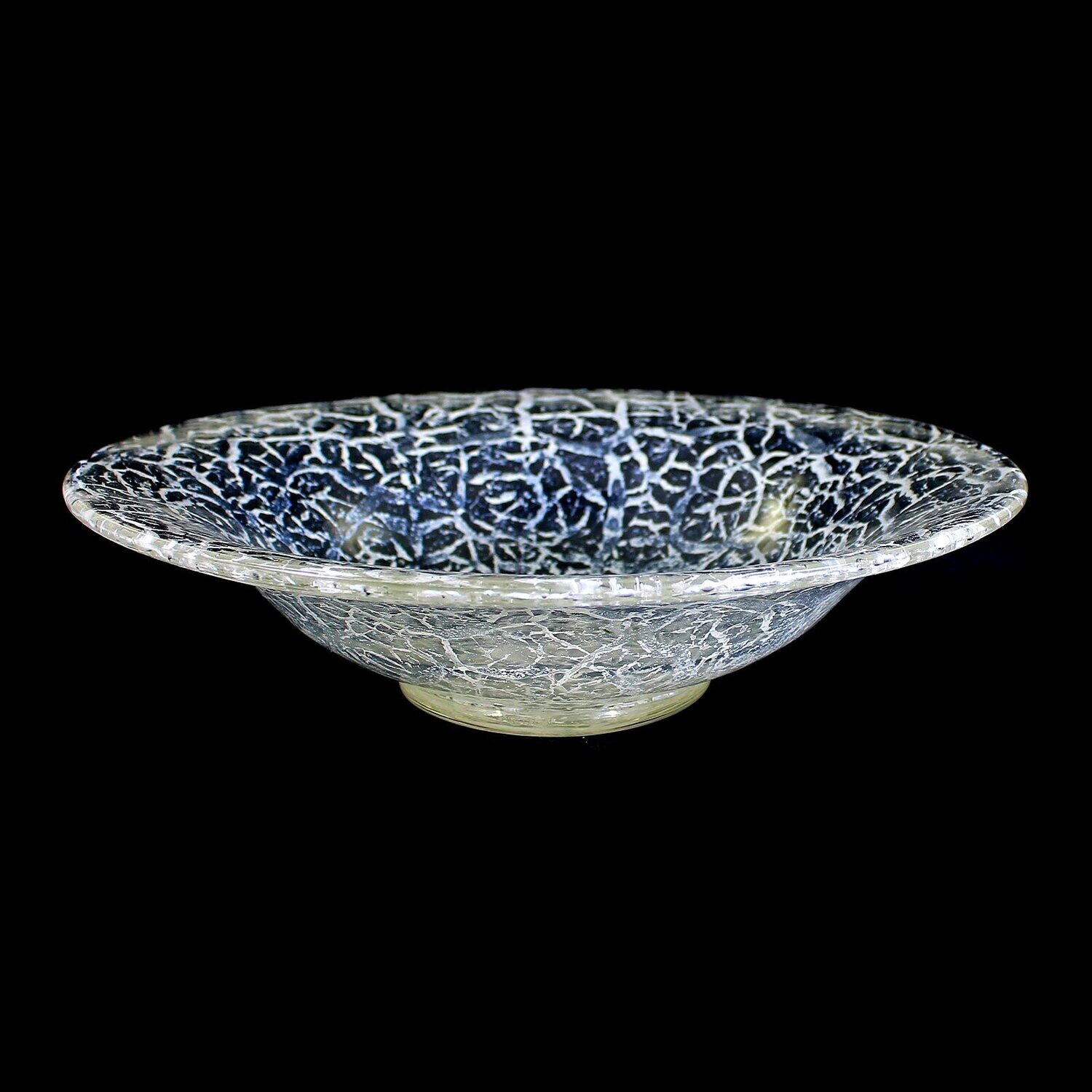 Foam glass bowl with white craquelure, Loetz around 1935, shape 18/25.