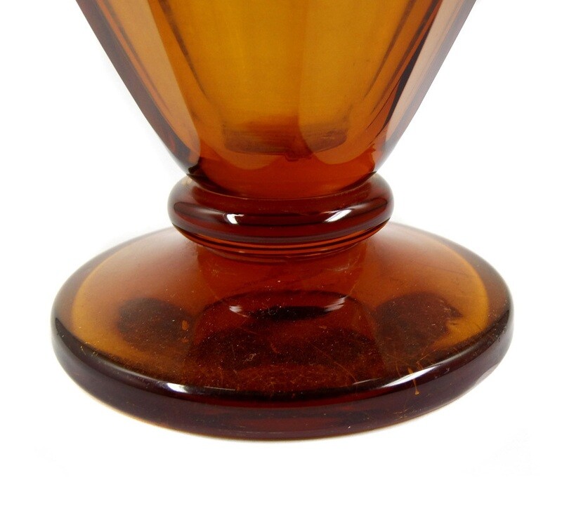 Amber-colored Art Deco vase, Fipop series, signed Moser around 1920-25