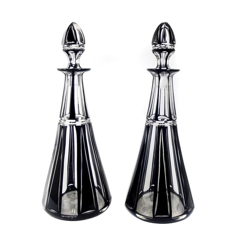 1st of 2. Art Deco carafe with black overlay, Val Saint Lambert around 1933-35