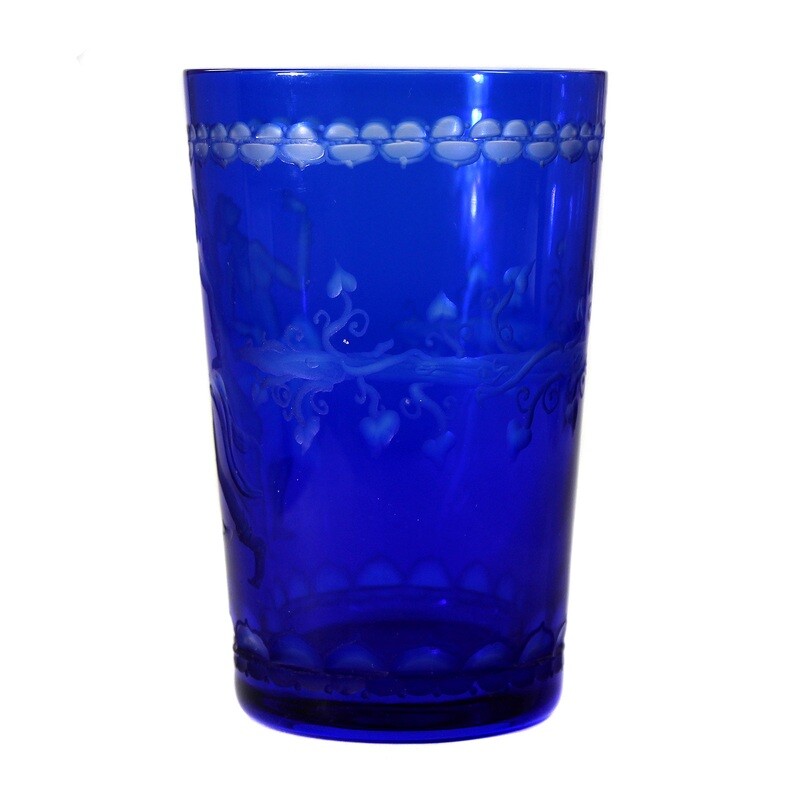 Mug with blue overlay and Javanese dancers, Orrefors around 1935