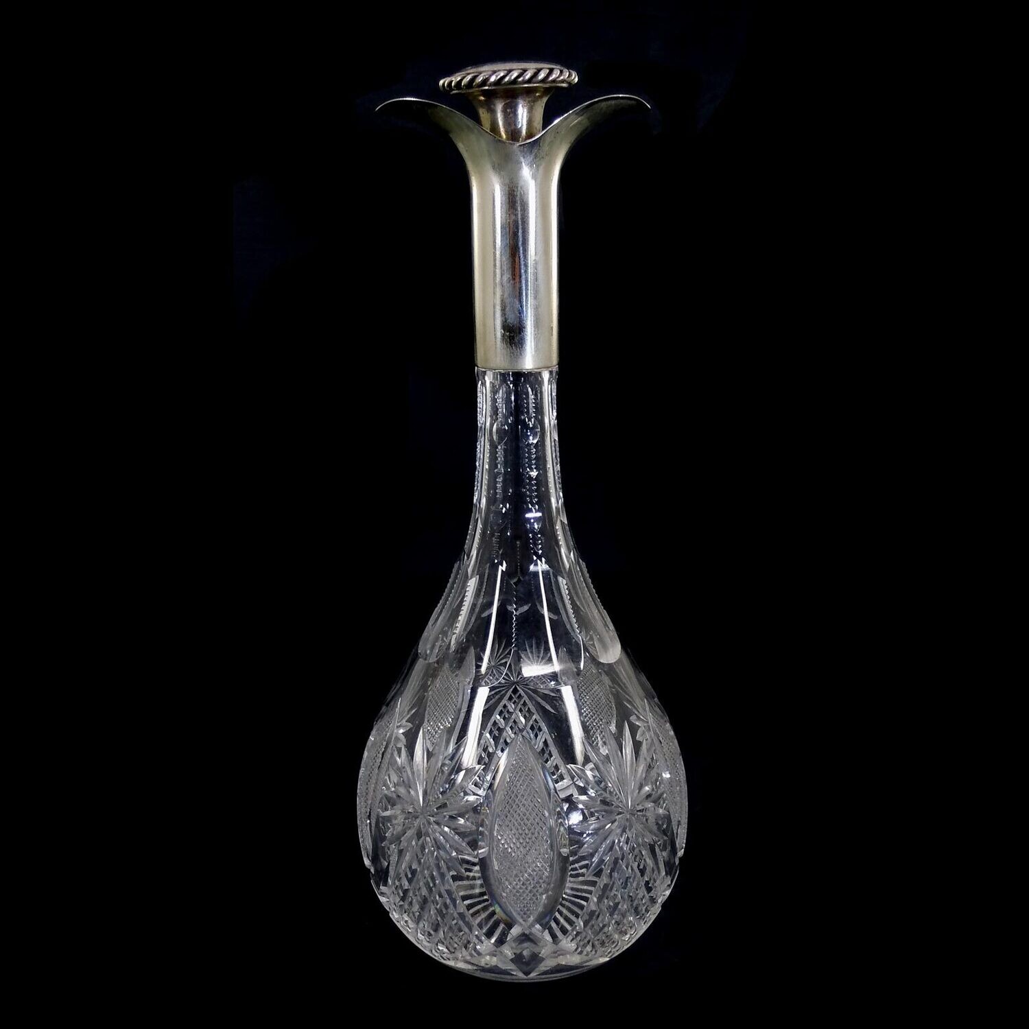 Large carafe made of colorless crystal glass with fittings, Val St. Lambert around 1910