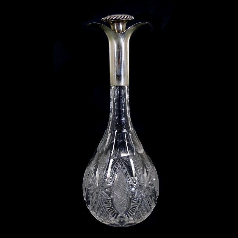 Large carafe made of colorless crystal glass with fittings, Val St. Lambert around 1910