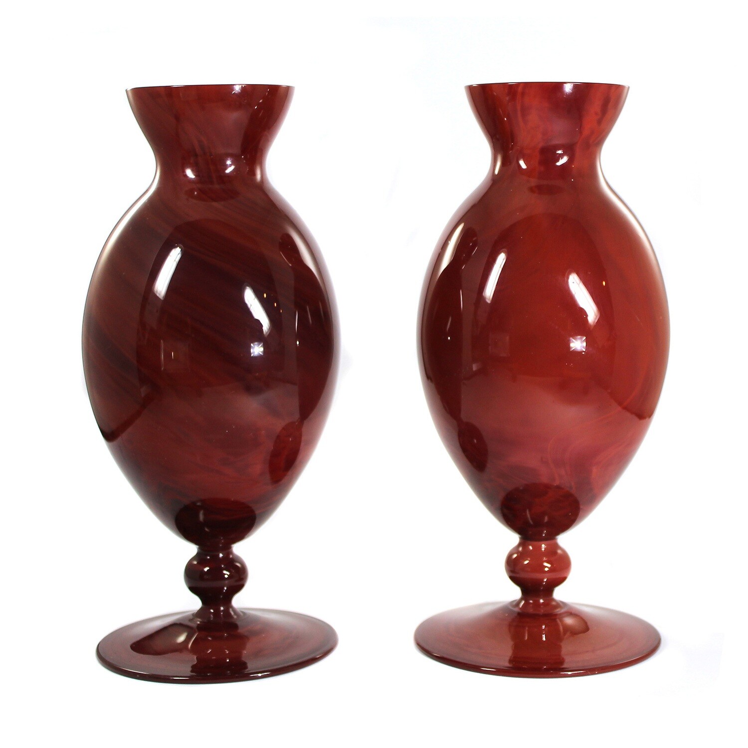 Pair of vases made of sealing wax red glass, Carl Stölzle&#39;s Söhne, Vienna around 1930