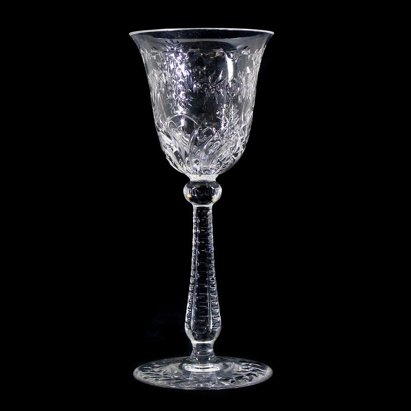 Wine glass with flower garlands, Josephinenhütte, Stefanie service around 1900