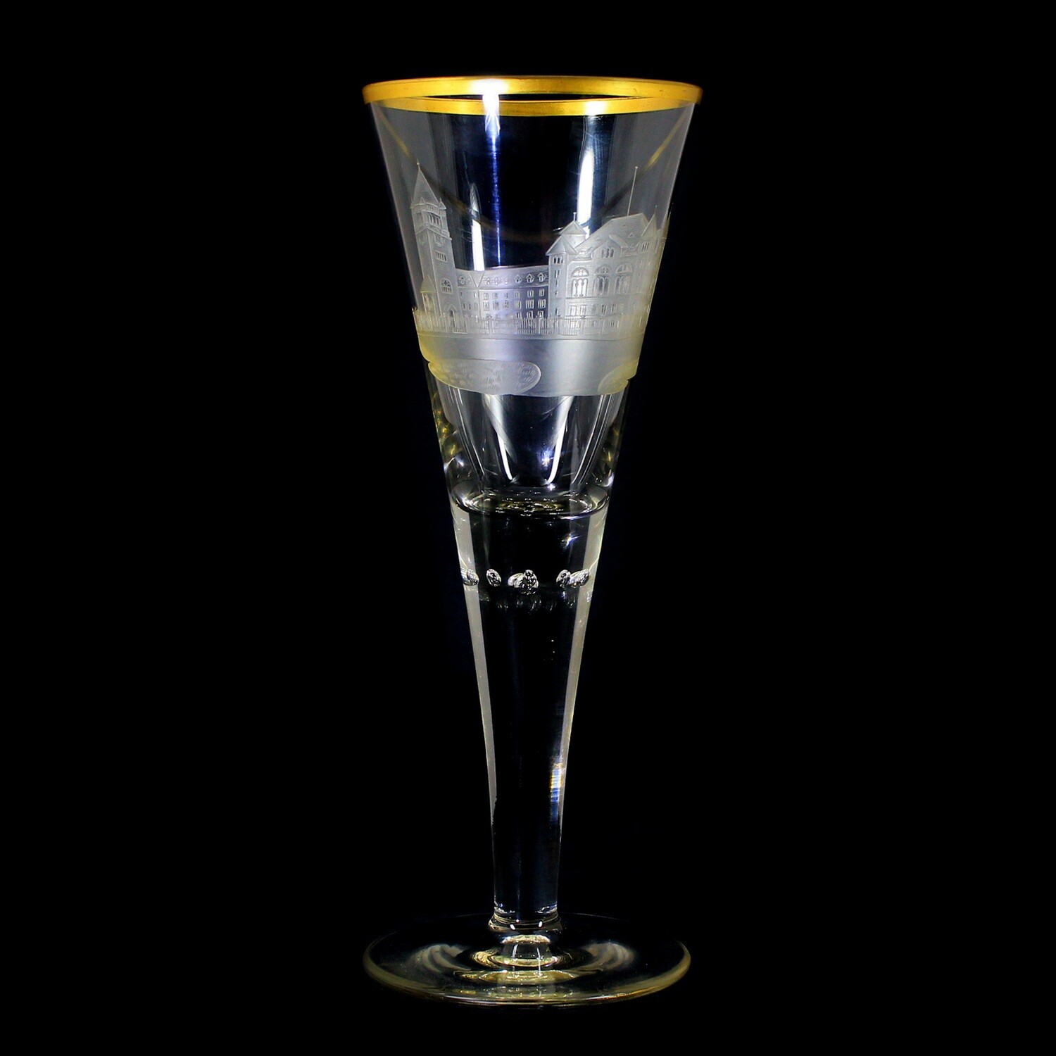 28cm high cup with engraved view, Josephinenhütte around 1890