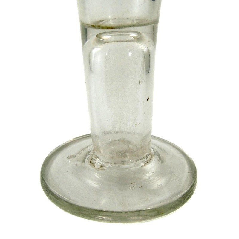 North German coachman's stump with pierced air bubble, A. 19th century.