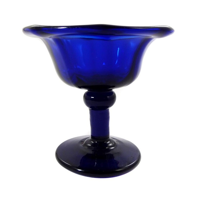 Blue glass footed bowl with folded edge, North German around 1800.