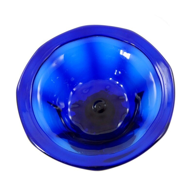 Blue glass footed bowl with folded edge, North German around 1800.