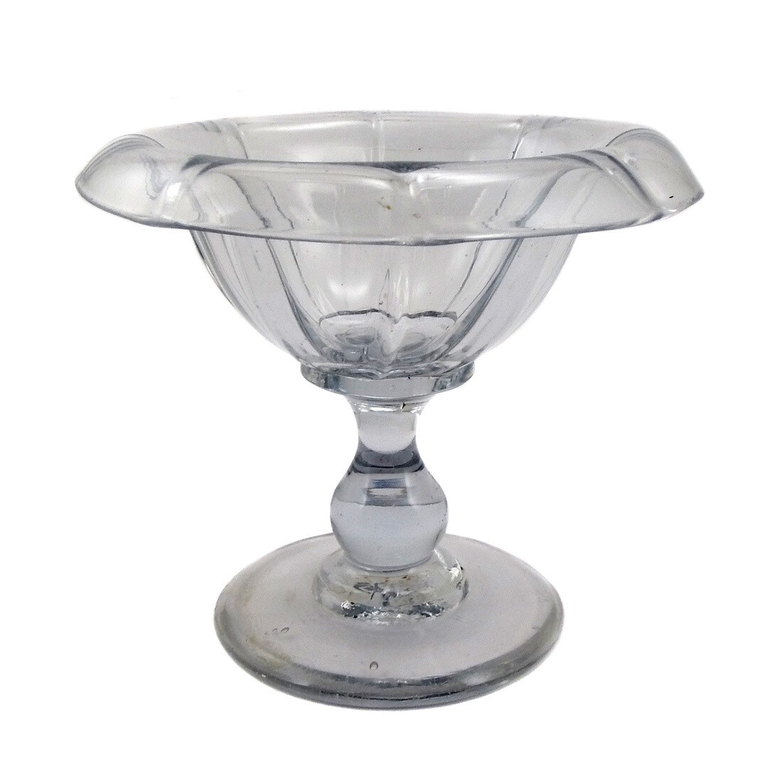 North German footed bowl made of colorless glass, ribbed cup, beginning. of the 19th century