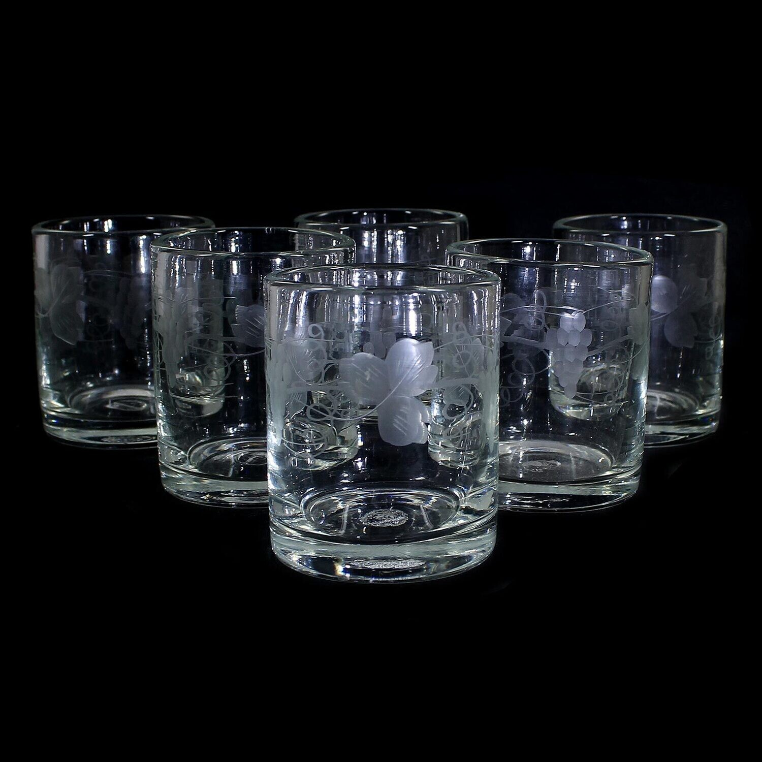 6 cups made of colorless crystal glass with solid base and demolition, end of 19th century.