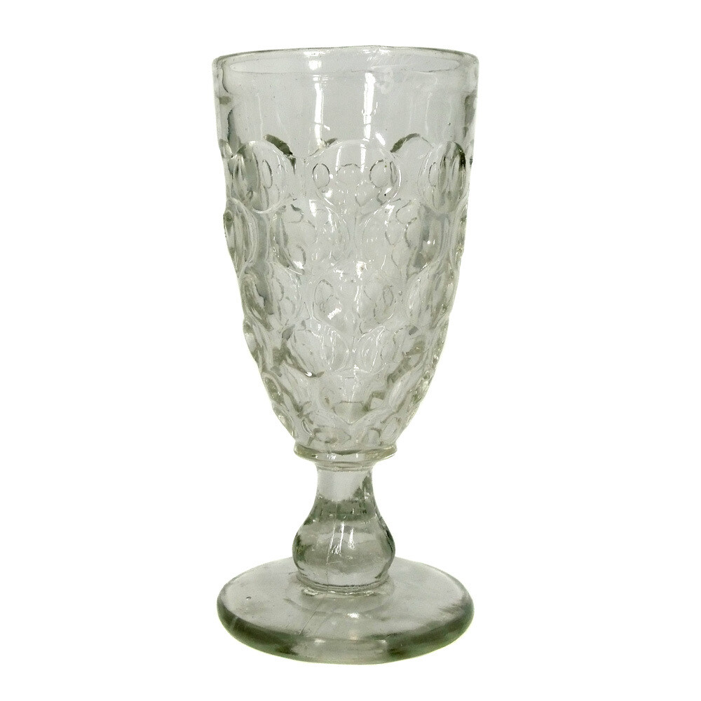 Large footed cup with honeycomb decoration, base with demolition, 2nd half of the 19th century.