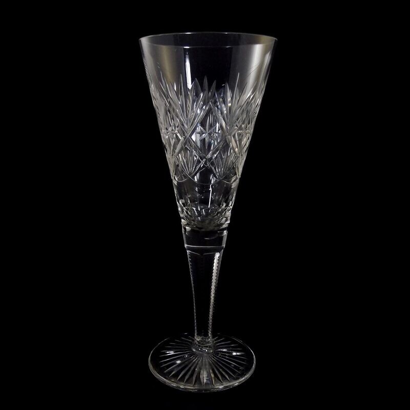 Large cup with decorative cut decoration, Val St. Lambert, Scheffel model around 1905