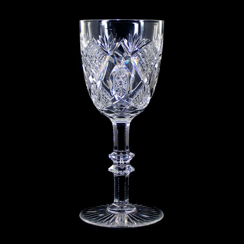 Large cup with decorative cut decoration, Val St. Lambert, Germania series around 1905